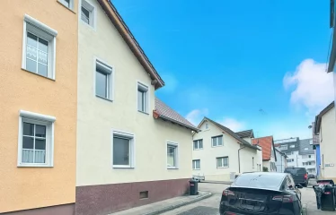 **Charmante Doppelhaushälfte mit viel Potenzial in Stuttgart-Feuerbach**